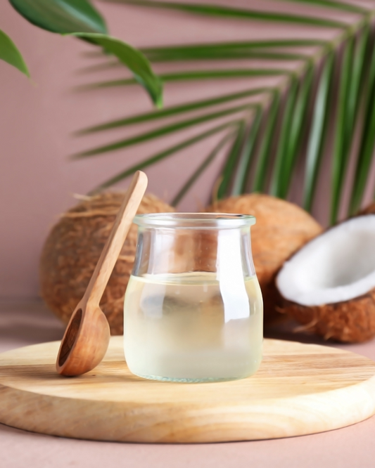 Wondering if your coconut oil is cold-pressed? 🌿 Simple tests, purity signs & why Plants and People uses only 100% cold-pressed oils.