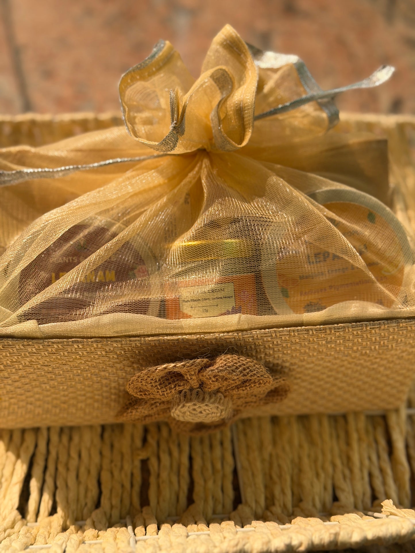 Tejas Saundarya Gift Set