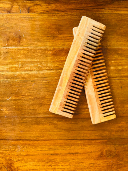 Oil Treated Neem Comb